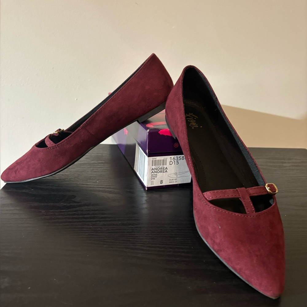 Women's Fioni Burgundy Flats
